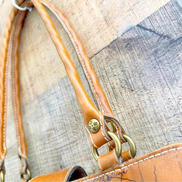 Patricia Nash Rienzo Signature Map Satchel - Picture 14 of 15